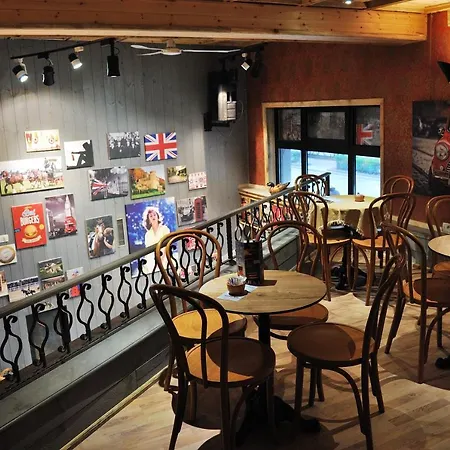 London Hotel Tirana
