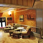 Hotel London *