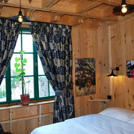 London * Τίρανα